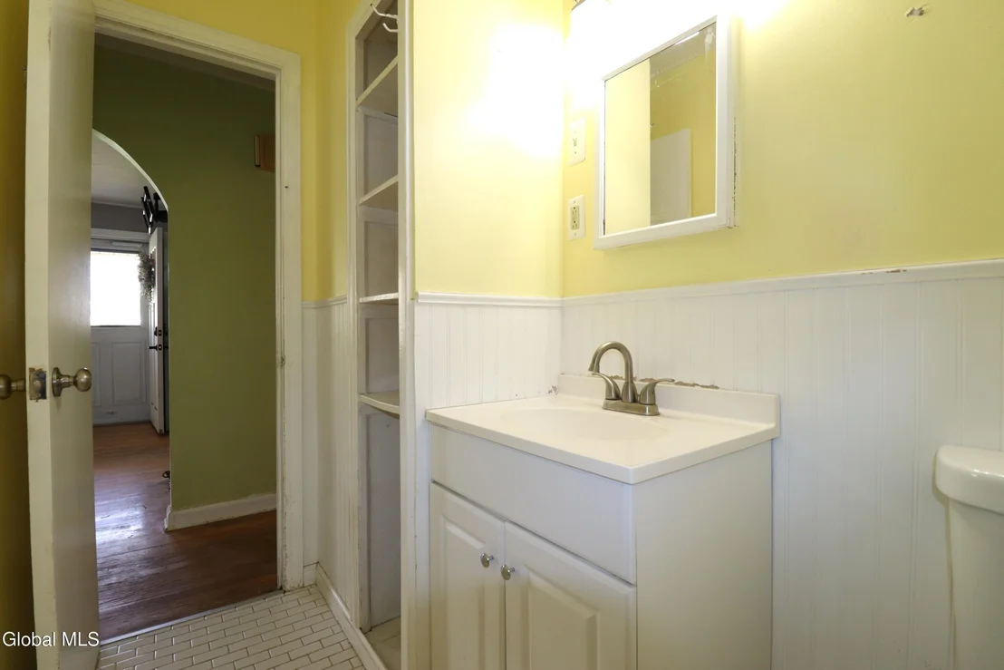 Photo of 2116 Neil Street
