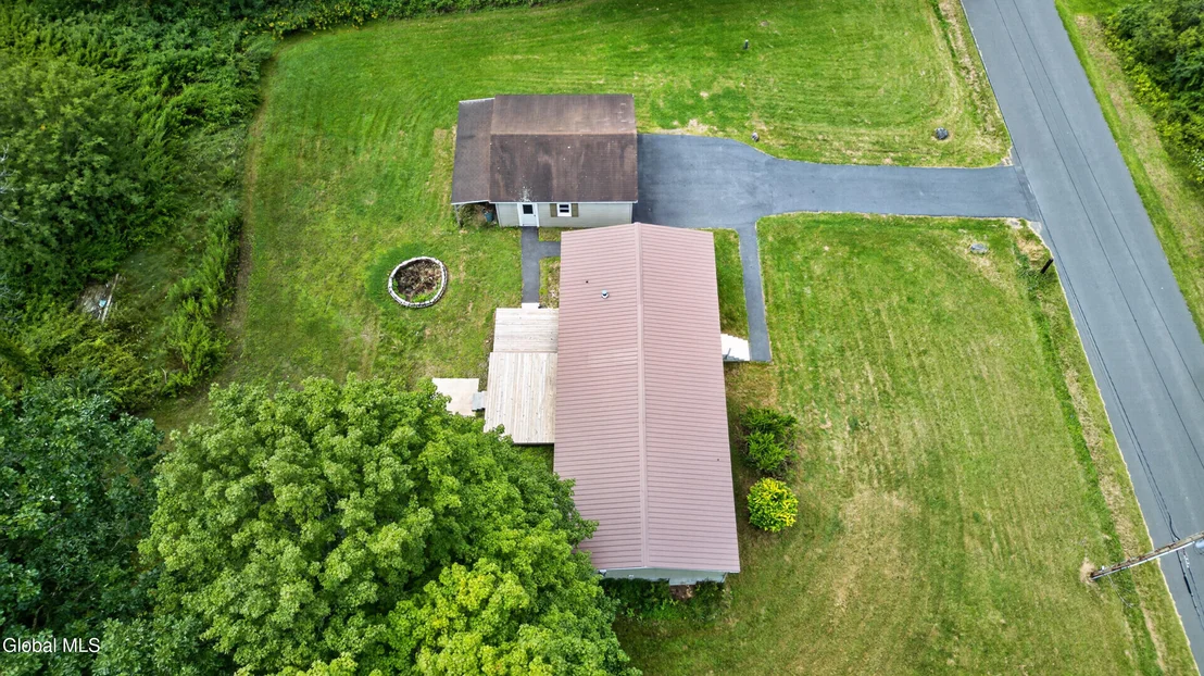Photo of 683 Knickerbocker Road