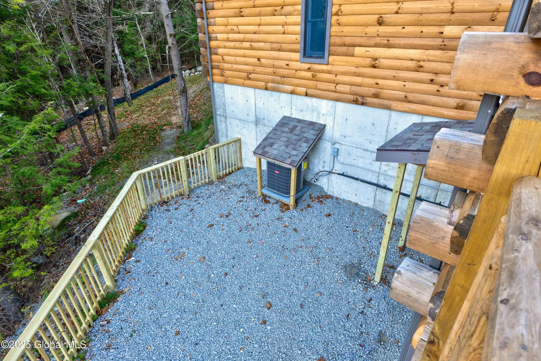 Photo of 9 Spring Woods