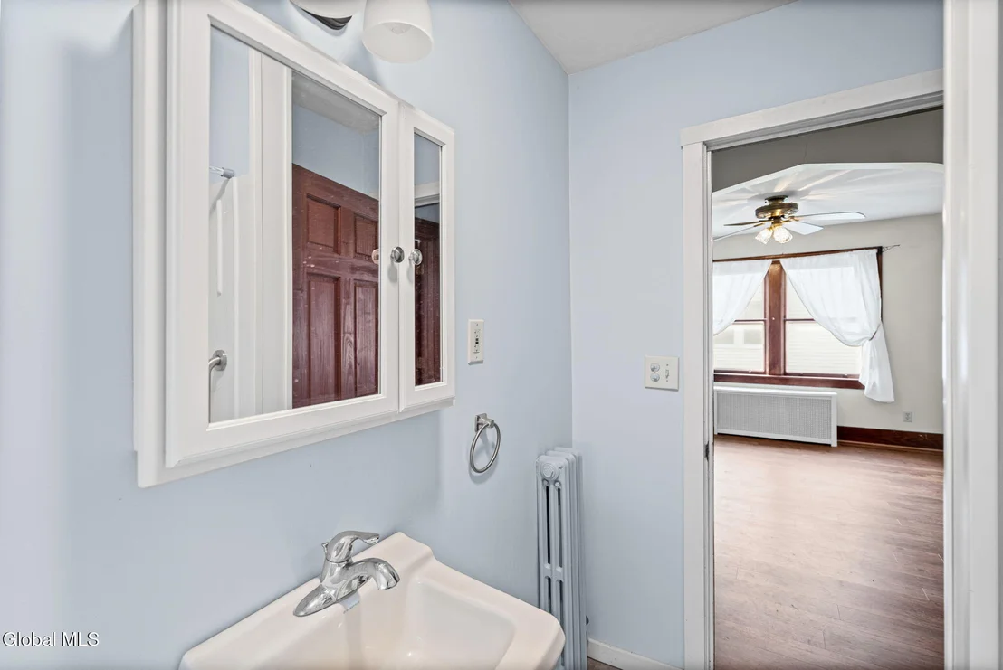 Photo of 1229 Paul Avenue