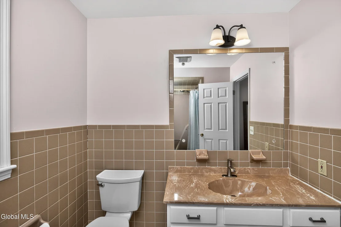 Photo of 655 Salvia Lane