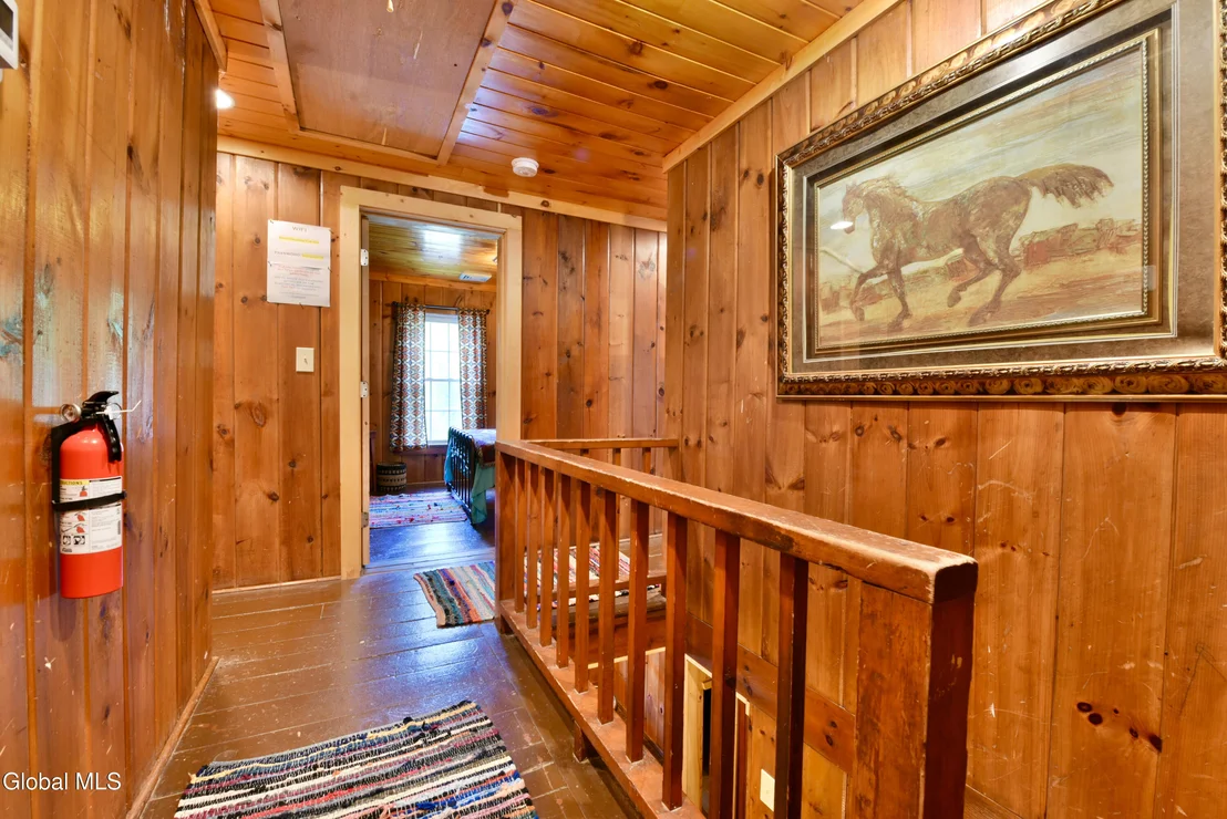 Photo of 746 Howe Road