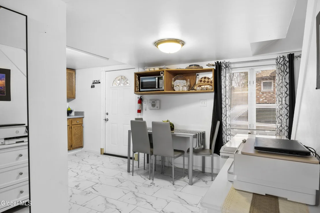 Photo of 79 Starr Avenue