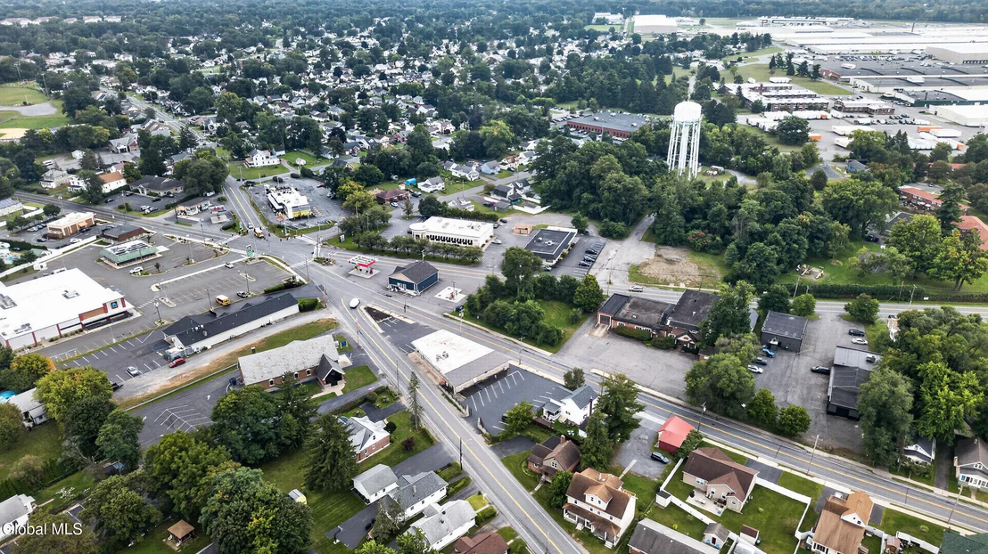 Photo of 341 Princetown Road