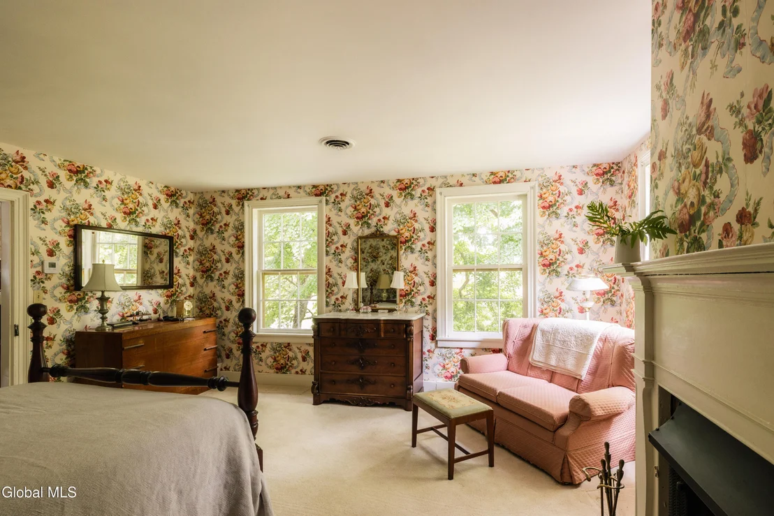 Photo of 14 & 18 Clove Road