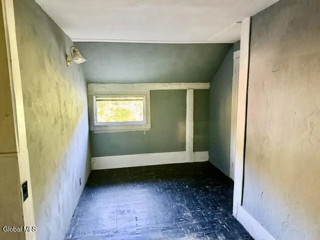Photo of 28 Starcrest Drive