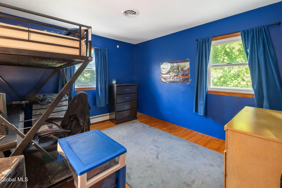 Photo of 1358 Maple Hill Road