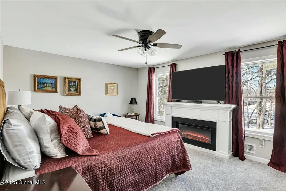 Photo of 9 Lynn Drive