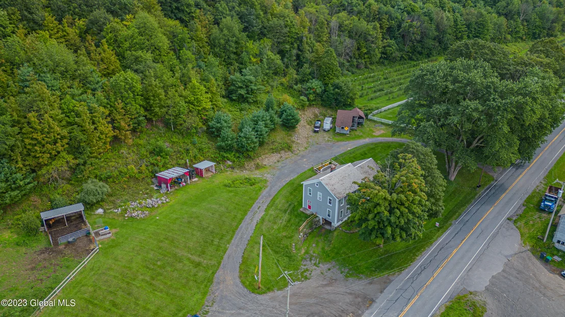 Photo of 1084 County Route 30