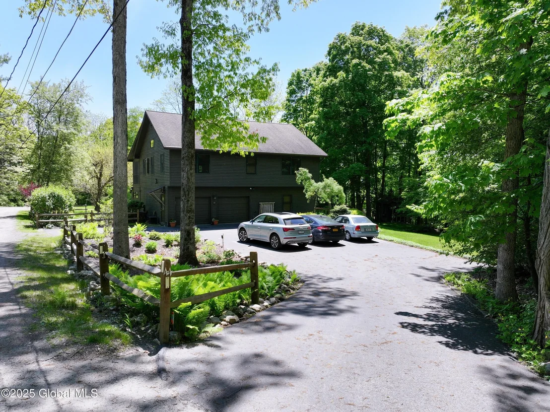 Photo of 44 Overbrook Road