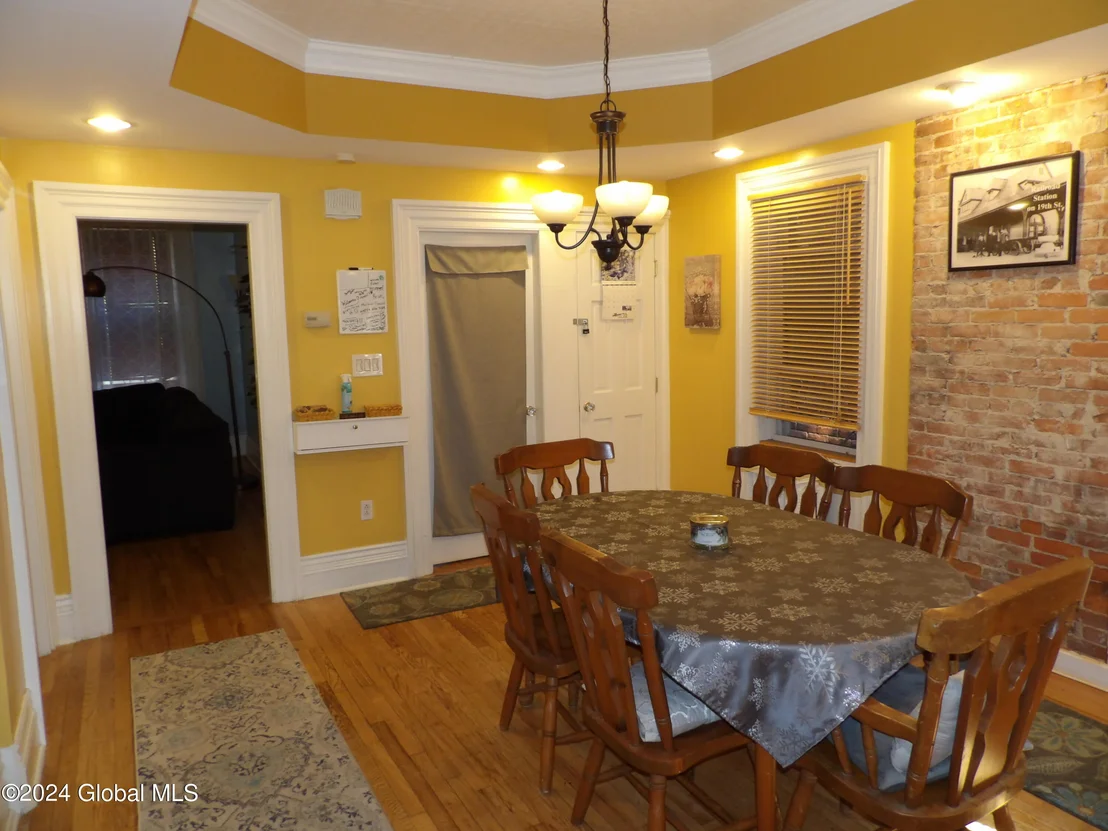Photo of 128 Mohawk Street