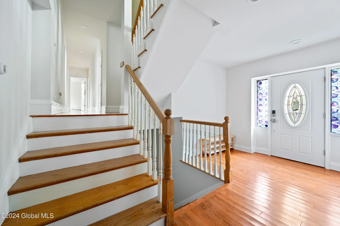 Photo of 5 Wawayanda Place