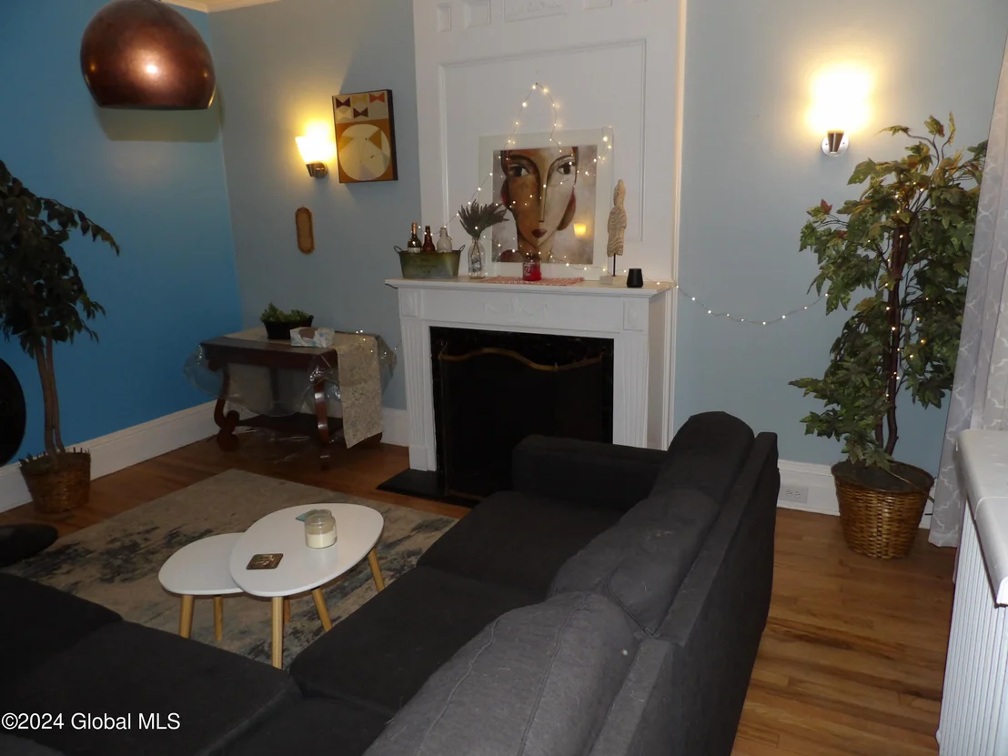 Photo of 128 Mohawk Street