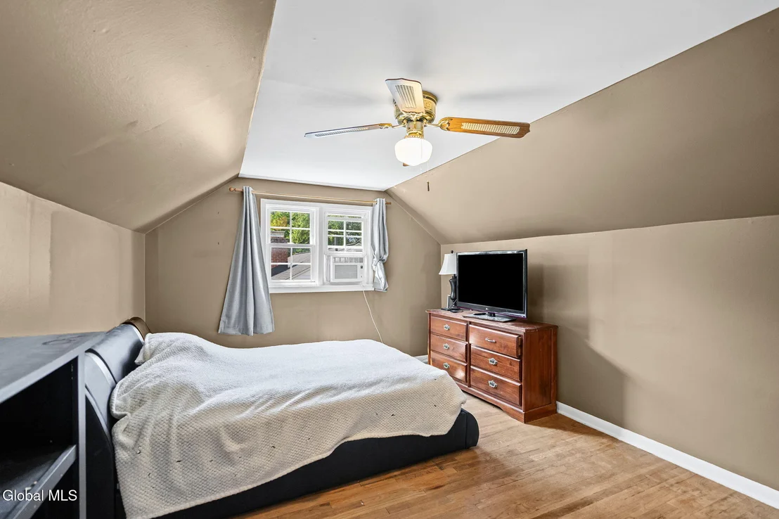 Photo of 1309 Sumner Avenue