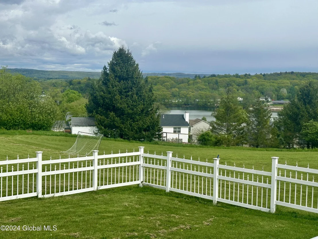 Photo of 31 Francis Drive
