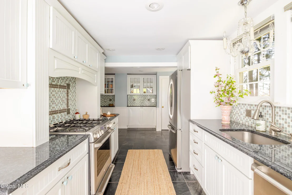 Photo of 330 Pine Bush Road
