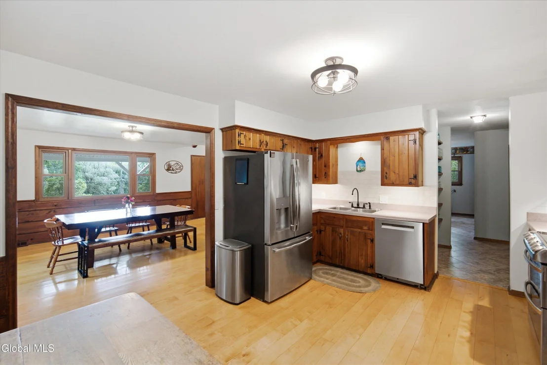 Photo of 1108 North Road