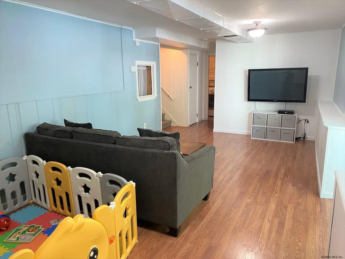 Photo of 4 JEAN Place