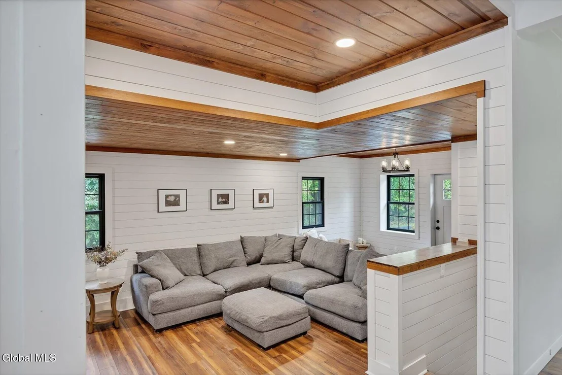 Photo of 317 Closson Road