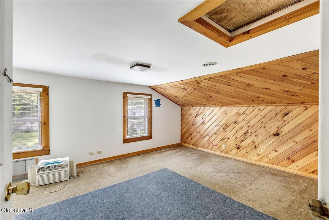 Photo of 60 Maple Avenue