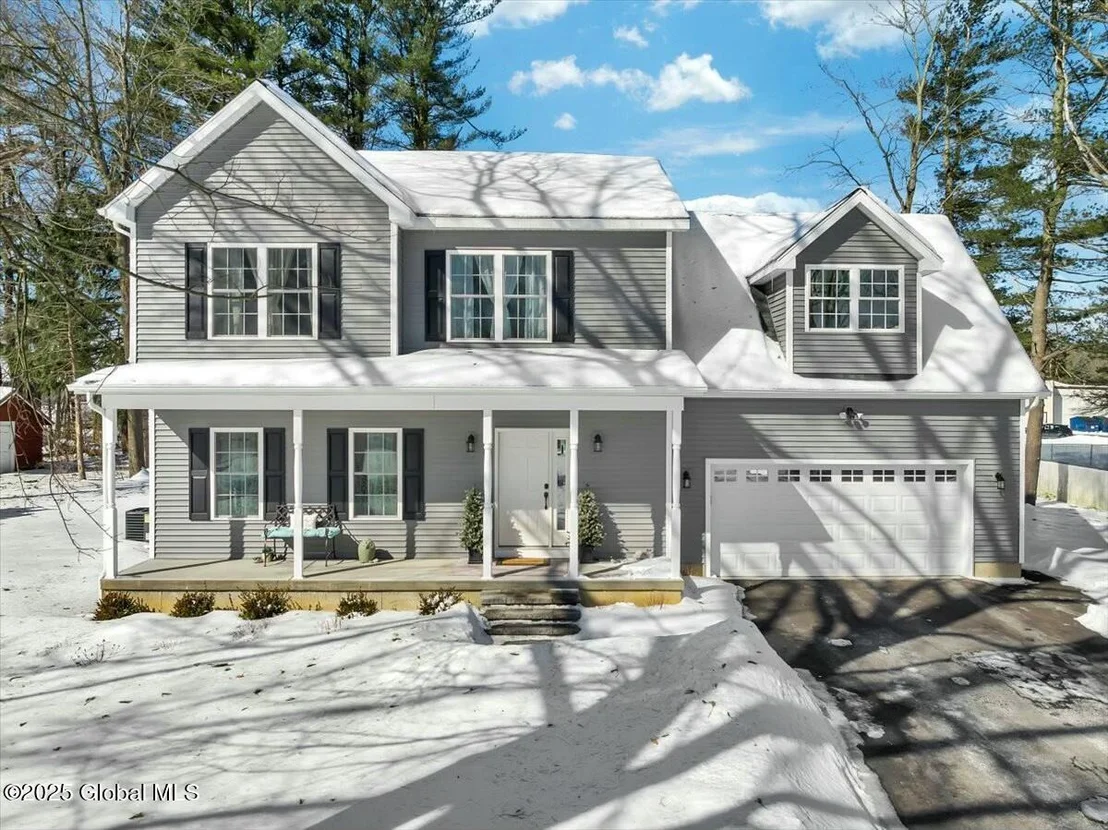 Photo of 9 Lynn Drive