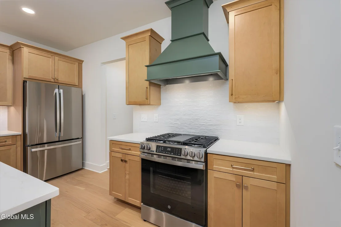 Photo of 1737 Crescent Road
