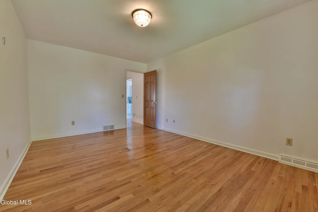 Photo of 1205 Viewmont Drive