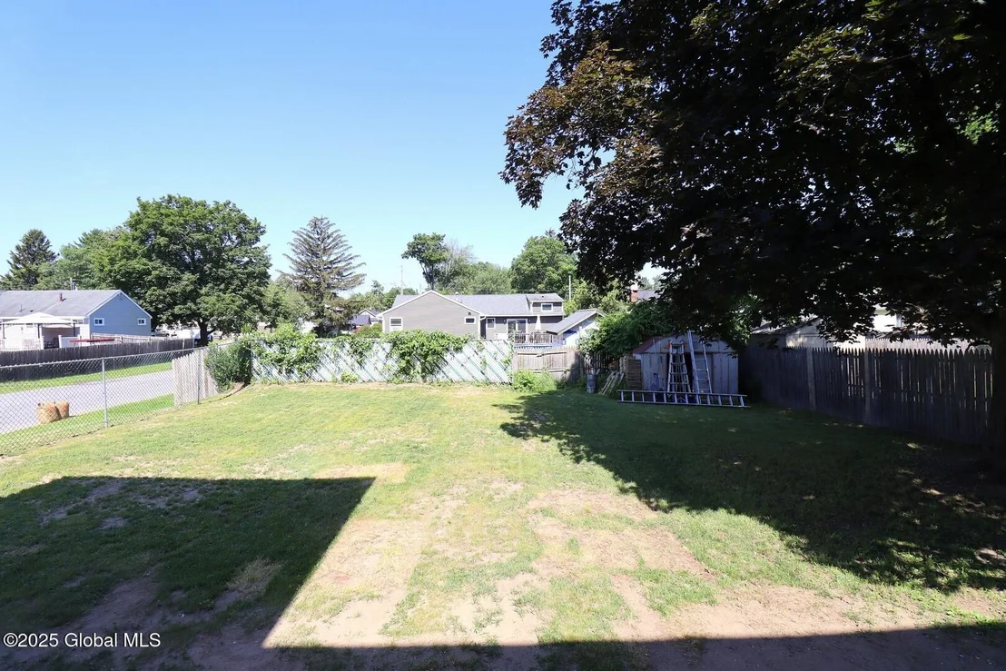 Photo of 1220 Hemlock Street