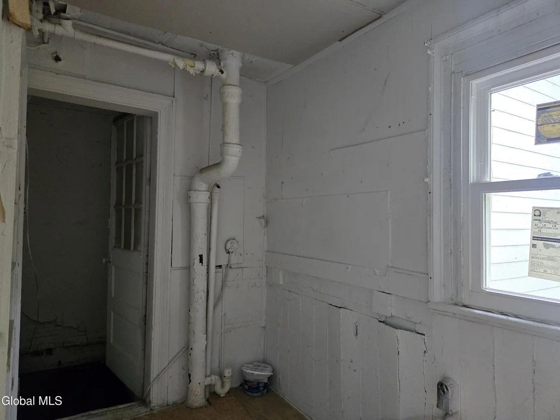 Photo of 237 Bridge Street