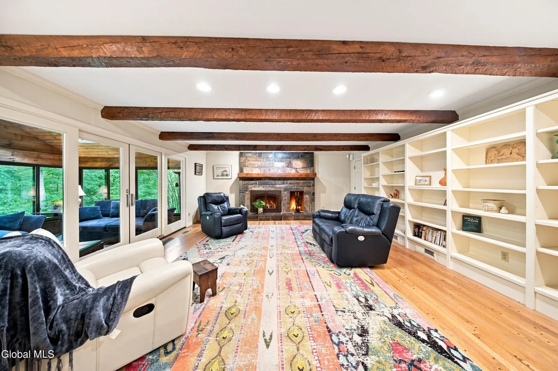 Photo of 7 Macaffer Drive