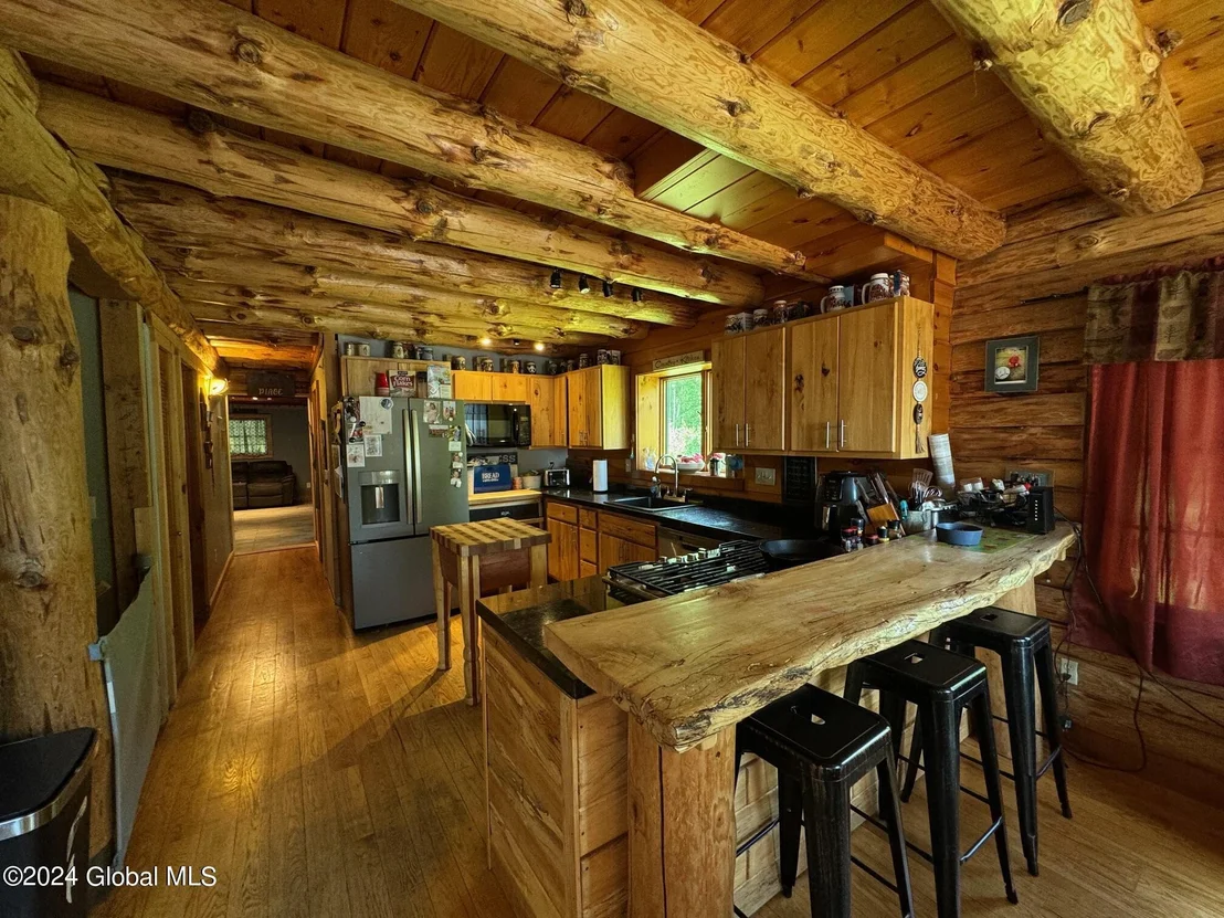 Photo of 75 Forest Way