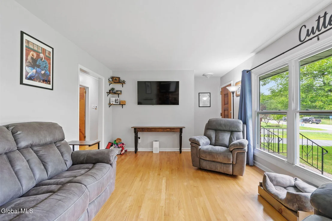 Photo of 2303 Balltown Road