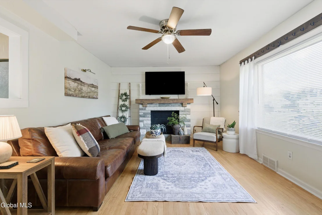Photo of 105 Lake Drive
