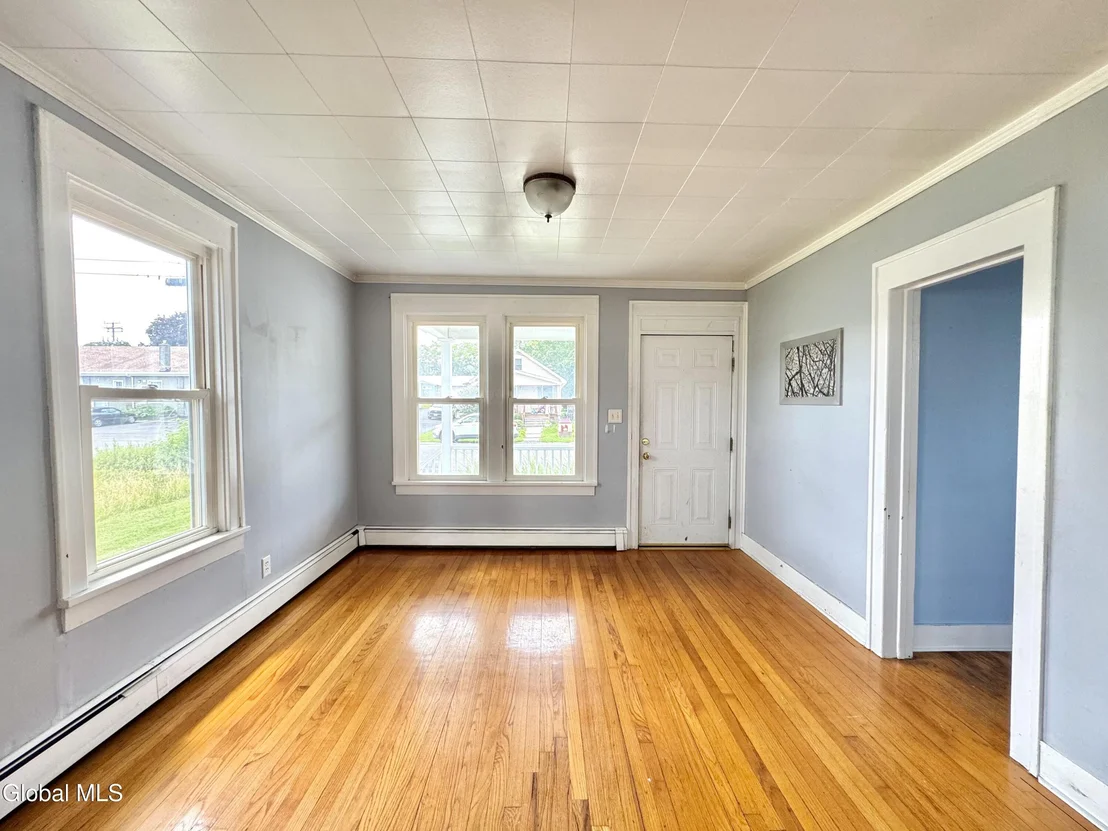 Photo of 2 McConnell Avenue