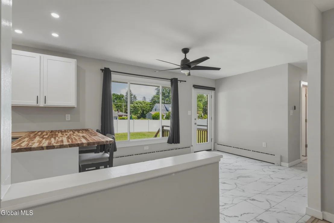 Photo of 10 Kasper Drive