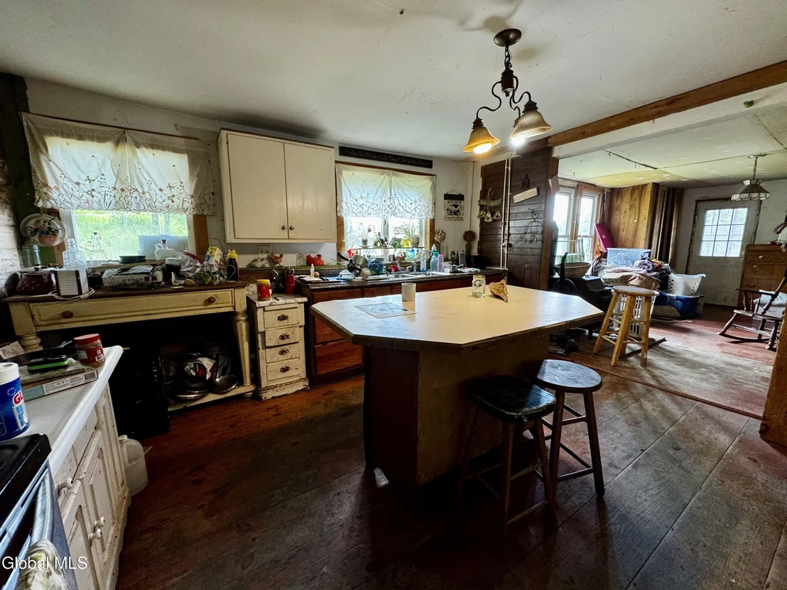 Photo of 21 River Road
