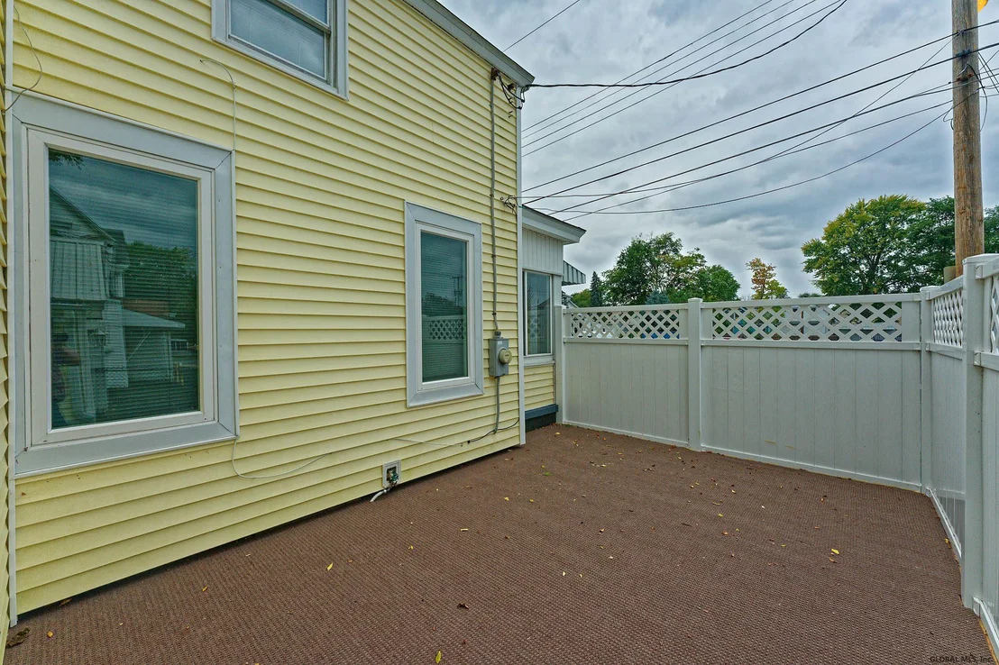 Photo of 2 FRANK Street