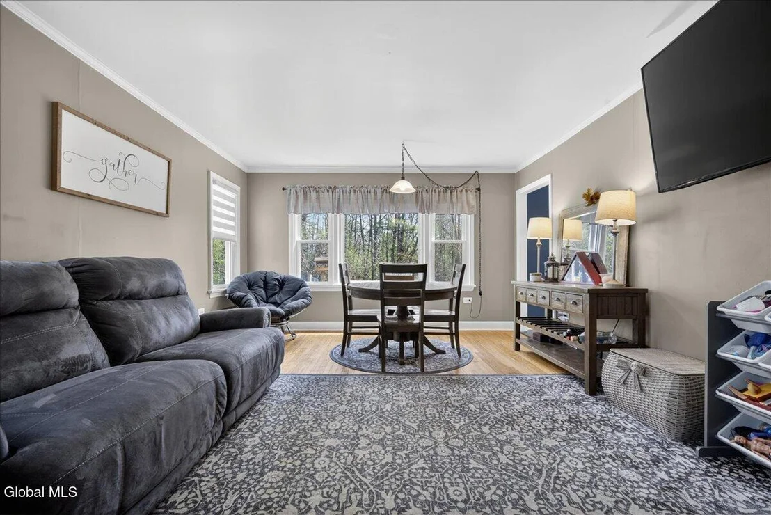 Photo of 715 Church Road