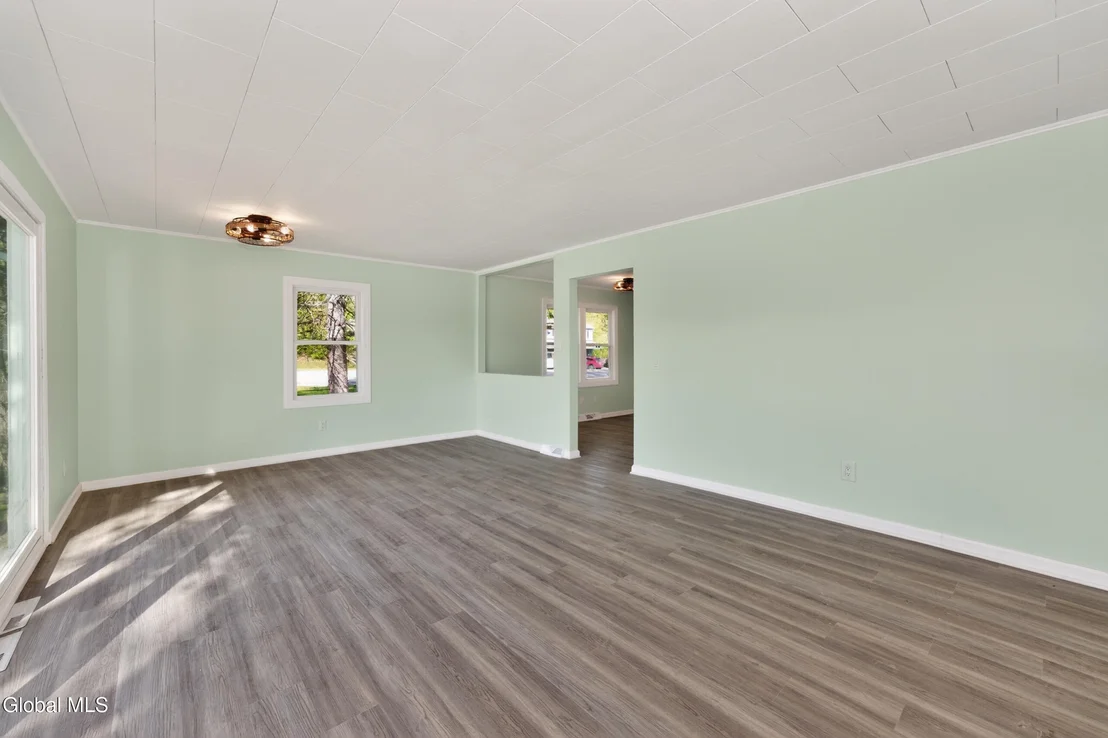 Photo of 2880 New York 22