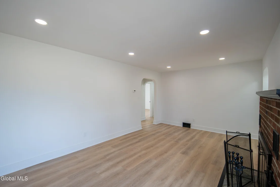 Photo of 308 Kings Road