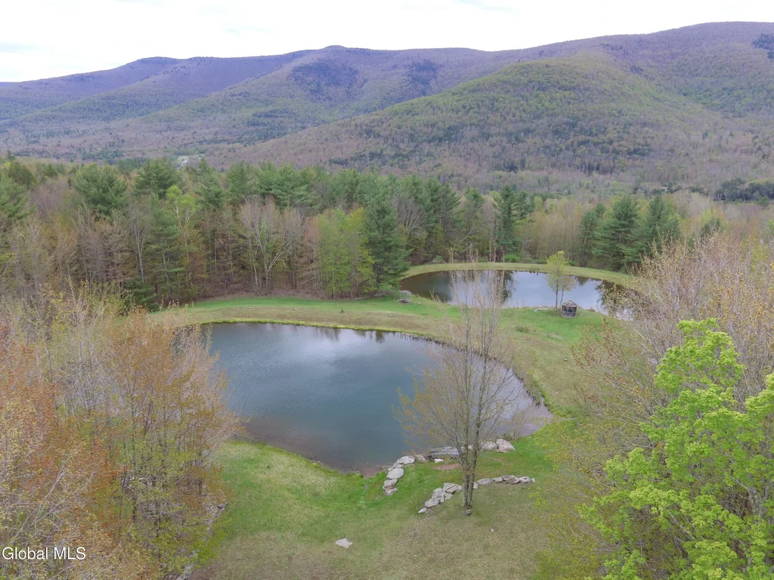 Photo of 184 Cloos Road