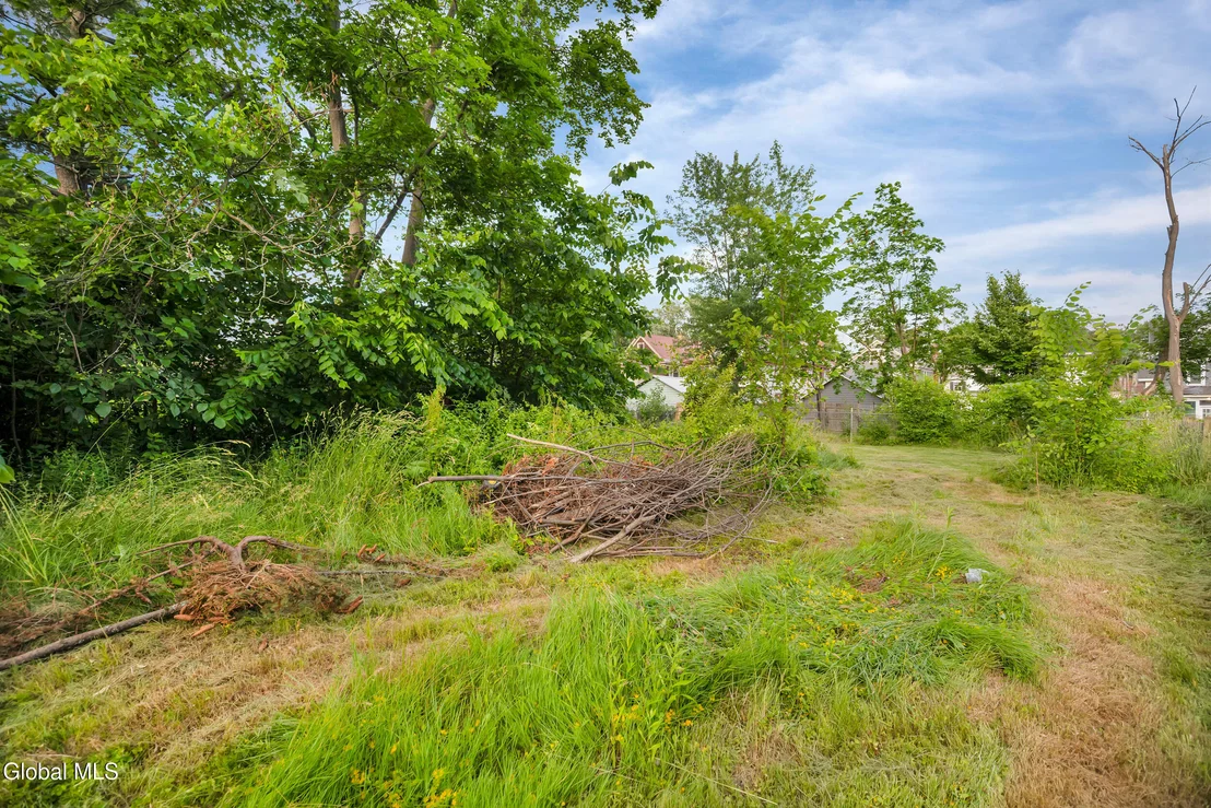 Photo of 1322 Alden Place