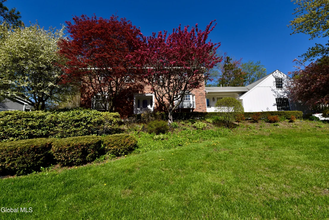 Photo of 1205 Viewmont Drive