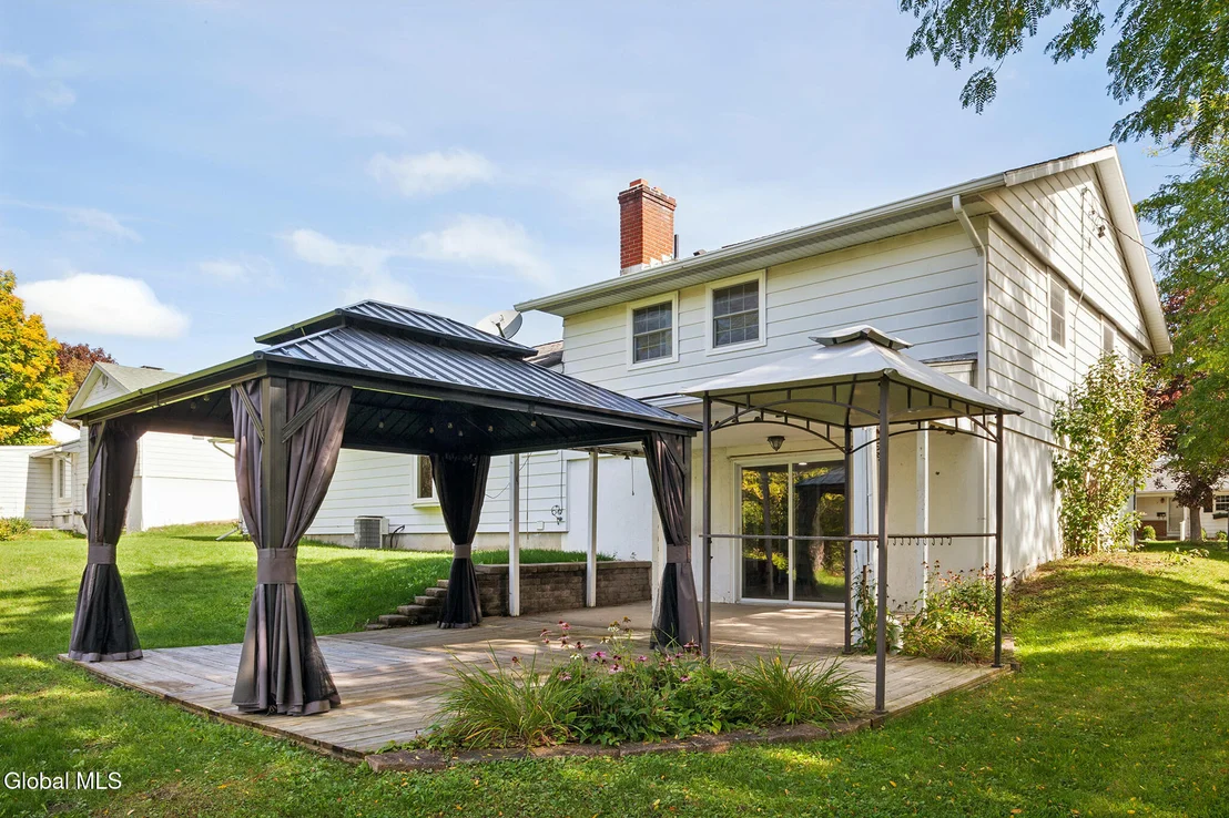Photo of 163 Campus Drive