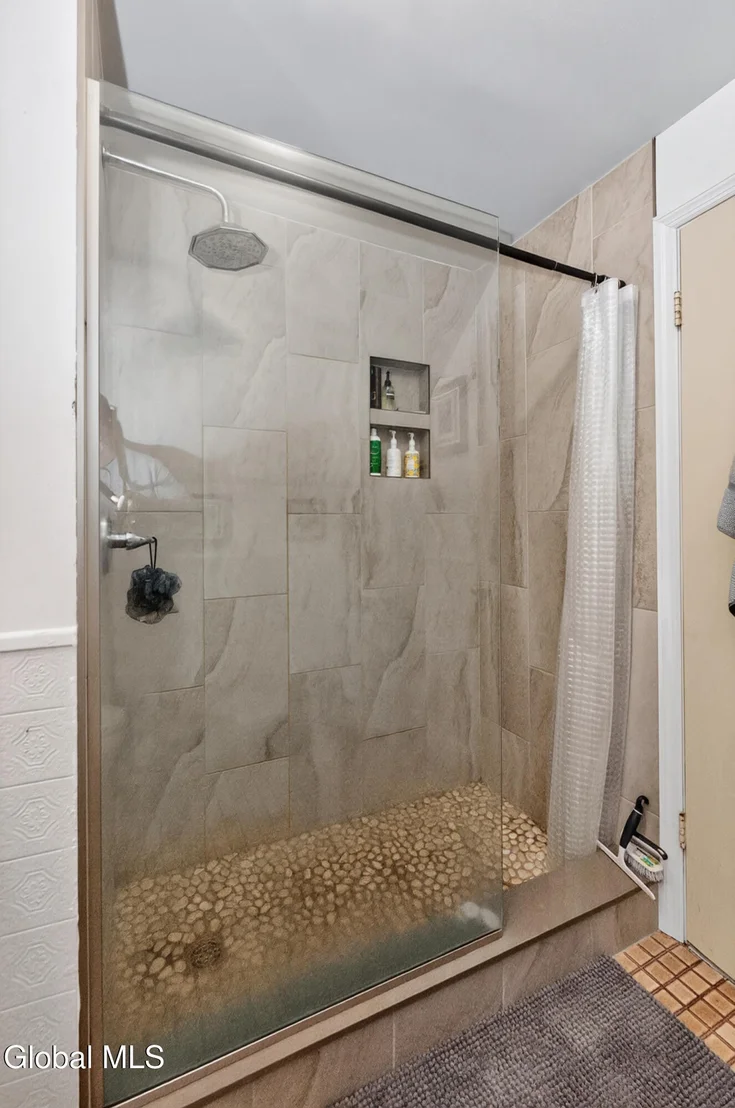 Photo of 341 Princetown Road