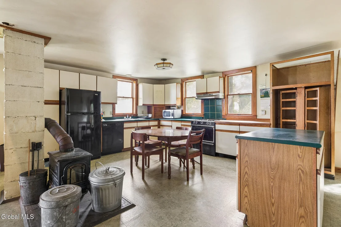 Photo of 157 Neville Road
