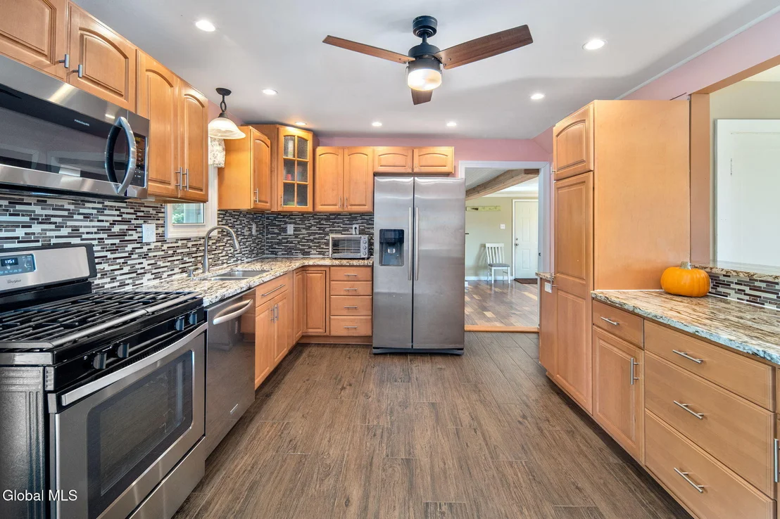 Photo of 223 Grovenors Corners Road