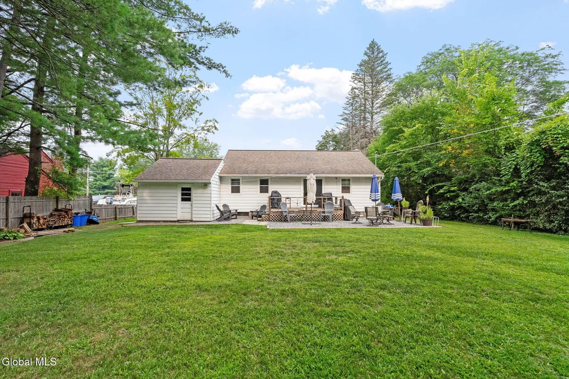 Photo of 2303 Balltown Road