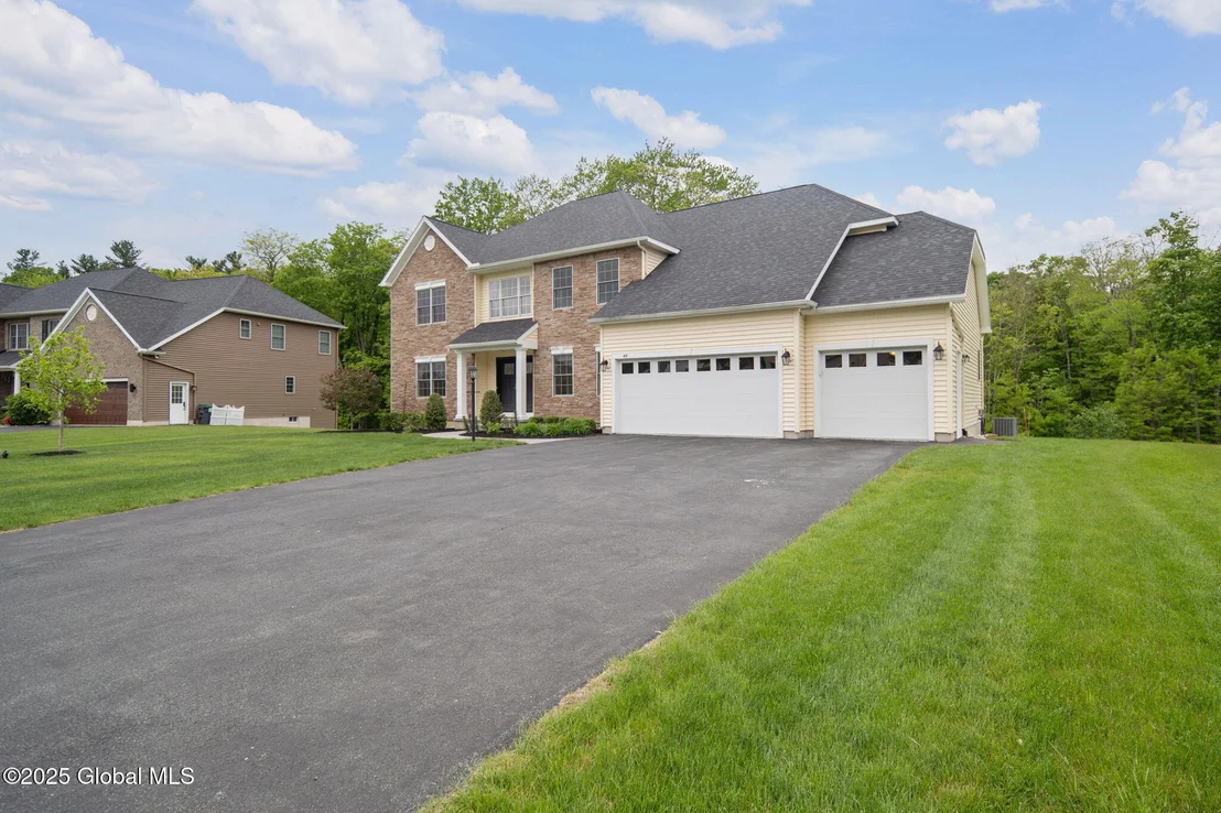 Photo of 45 Tamarack Lane