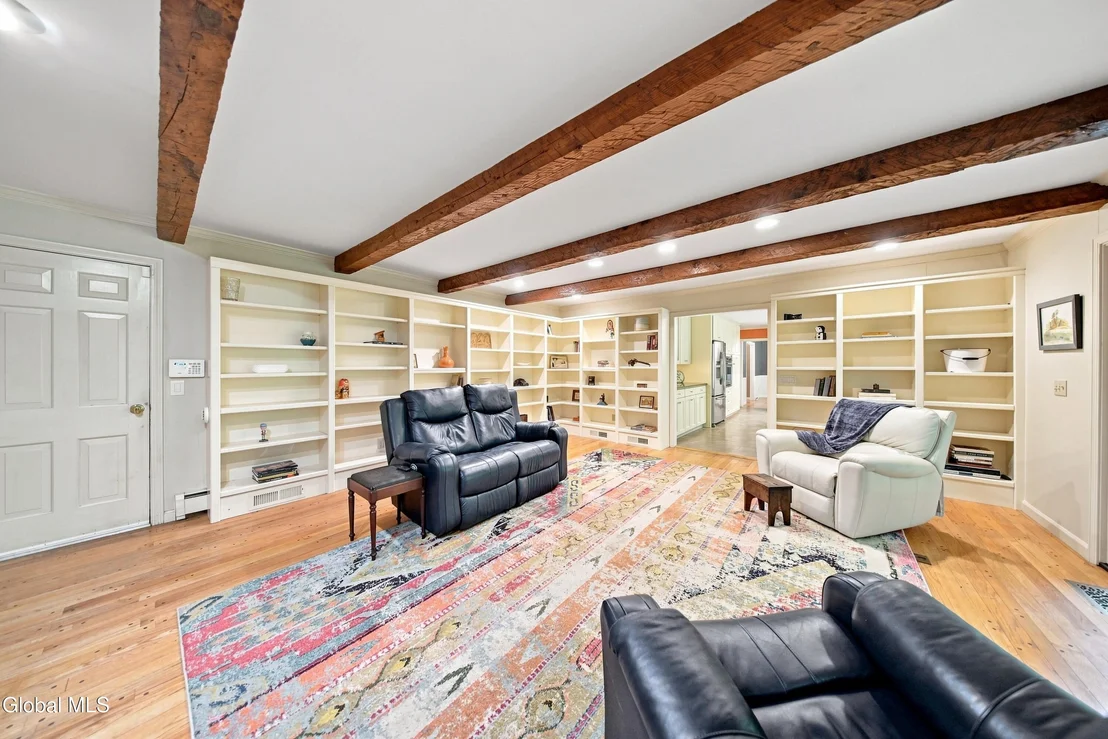 Photo of 7 Macaffer Drive
